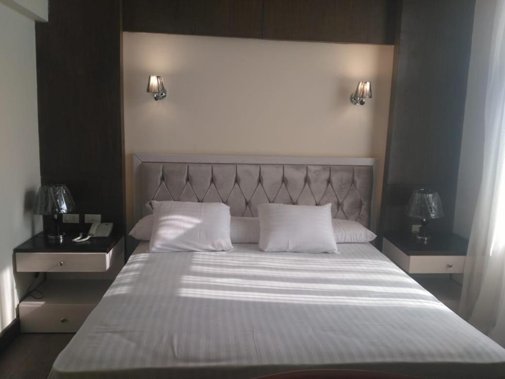Horizon Loaloat Elnile Hotel Кайро Екстериор снимка