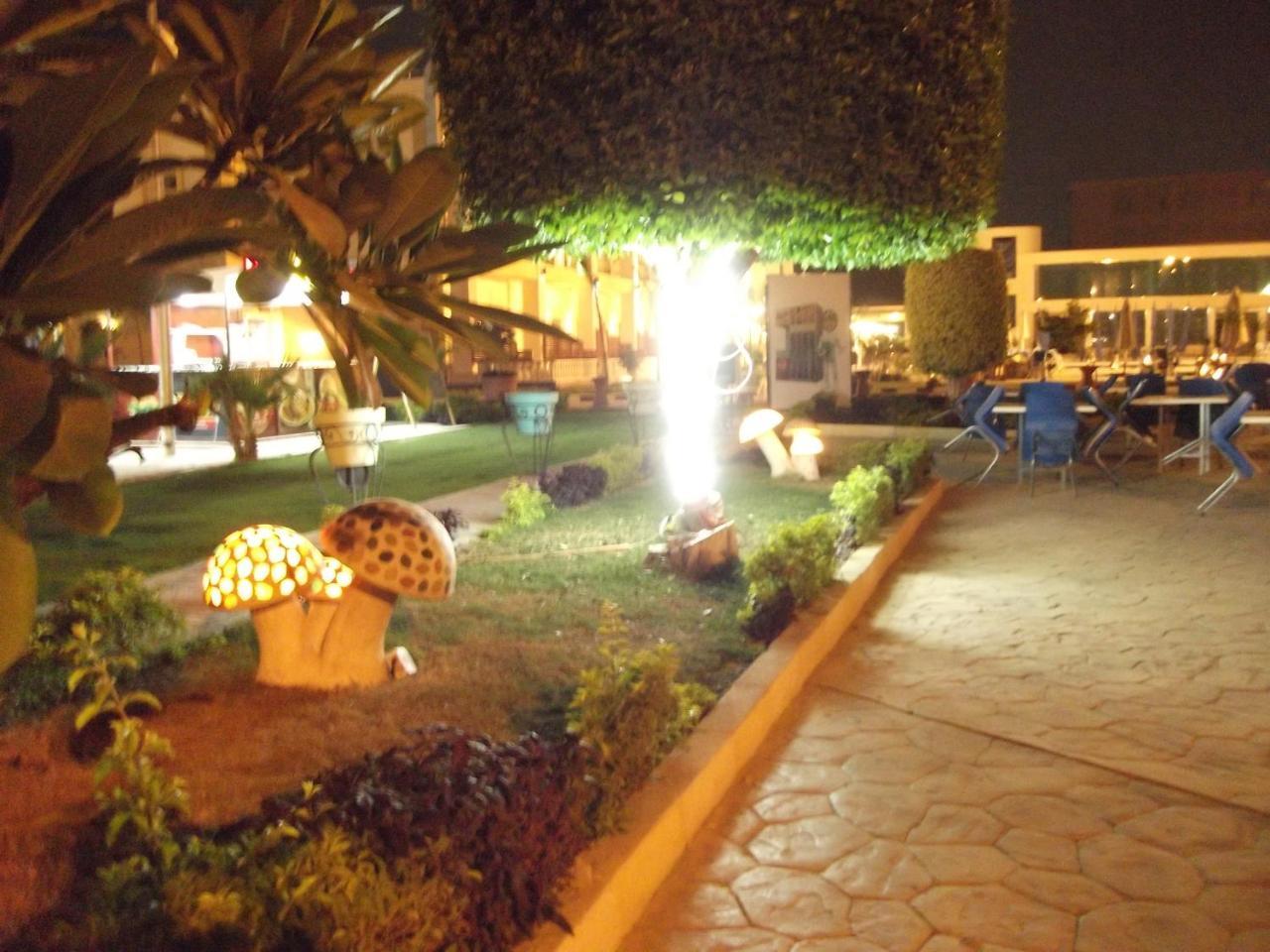 Horizon Loaloat Elnile Hotel Кайро Екстериор снимка